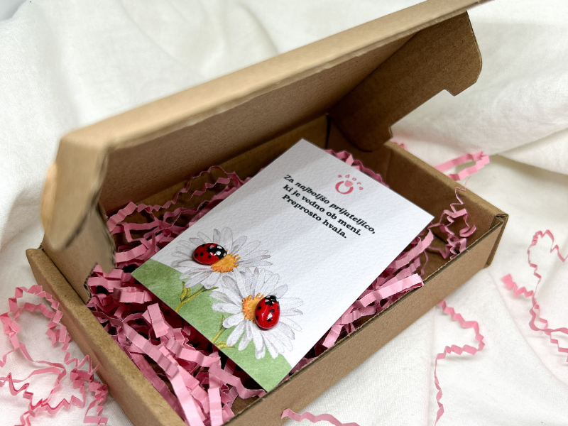 Prvi darilni paketki so pripravljeni