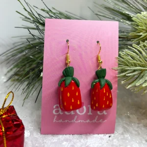 Uhani Strawberry Delight